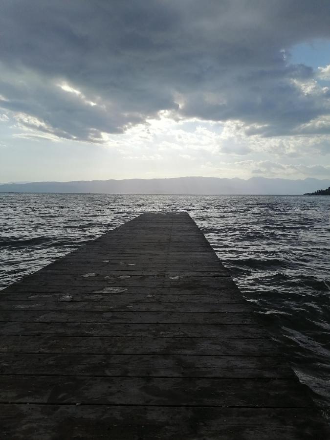 Blue Lake Hostel Ohrid Exterior foto